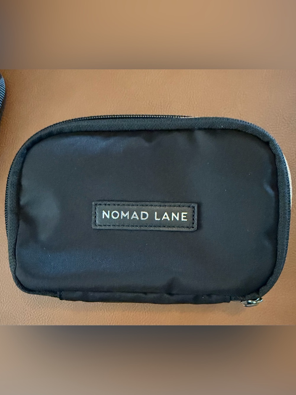 NWOT Nomad Lane Accessory Set - Picture 5 of 5